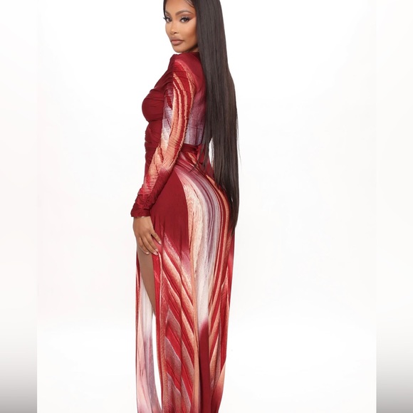 Burgundy Maxi Dress - Picture 2 of 2